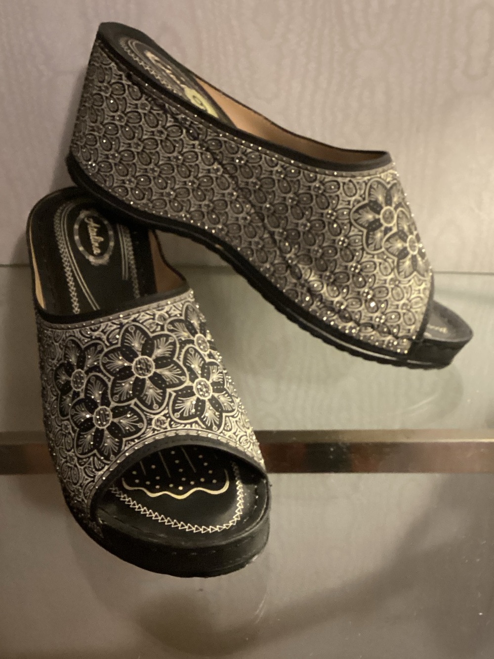 Embellished Black & Silver Floral Slide Wedge Mules SZ 9 $17.